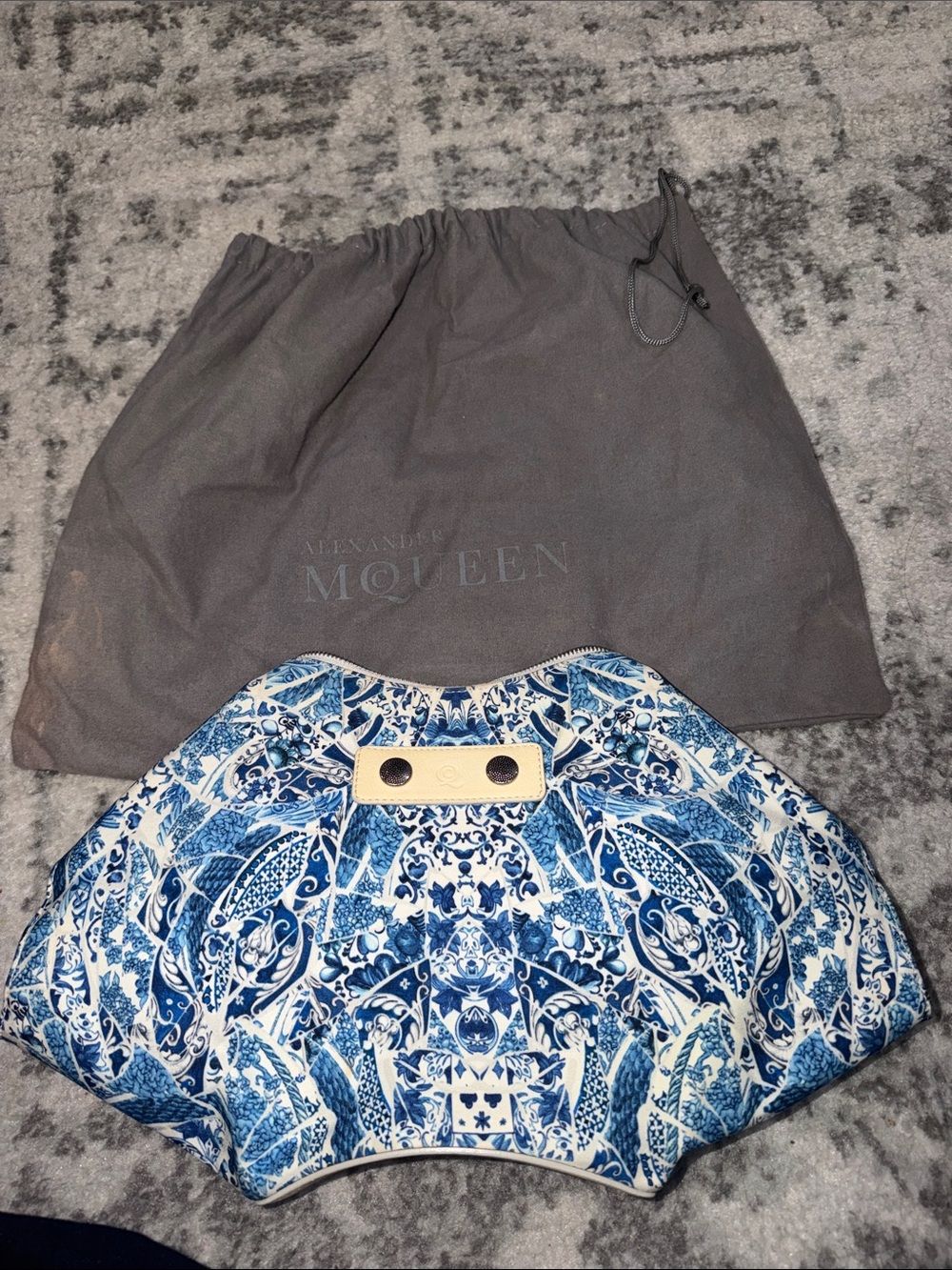 Alexander McQueen De Manta Clutch